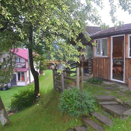 Pid Lisochkom Verkhovyna Exterior photo